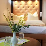 Hotel Zur Heidebluete 3*