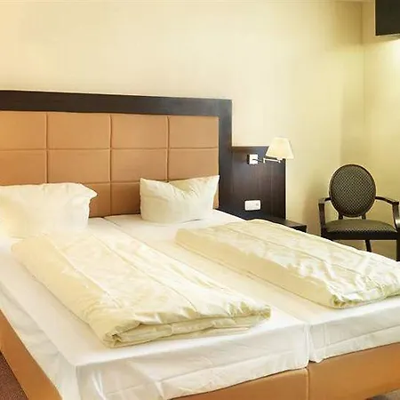 Zur Heidebluete Hotel