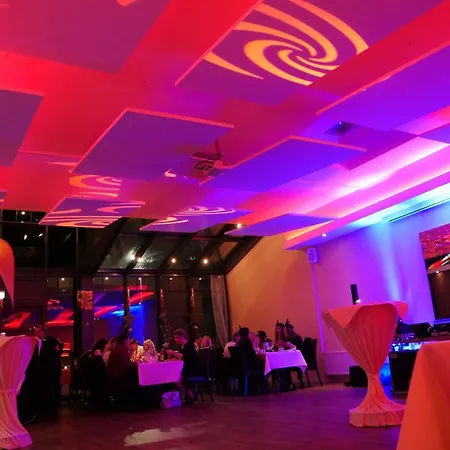 Hotel Zur Heidebluete 3*
