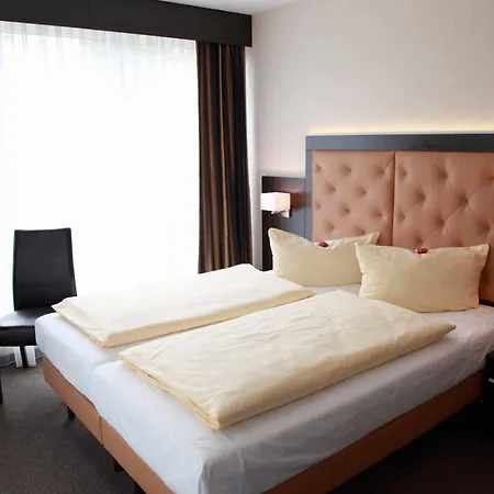 Hotel Zur Heideblüte 3*