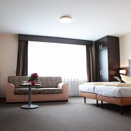 Zur Heidebluete Hotel