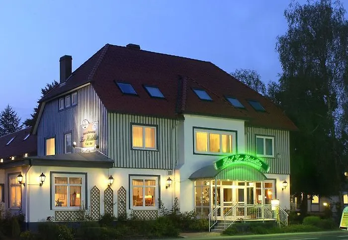 Hotel Zur Heidebluete 3*