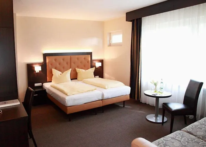 Zur Heidebluete Hotel 3*